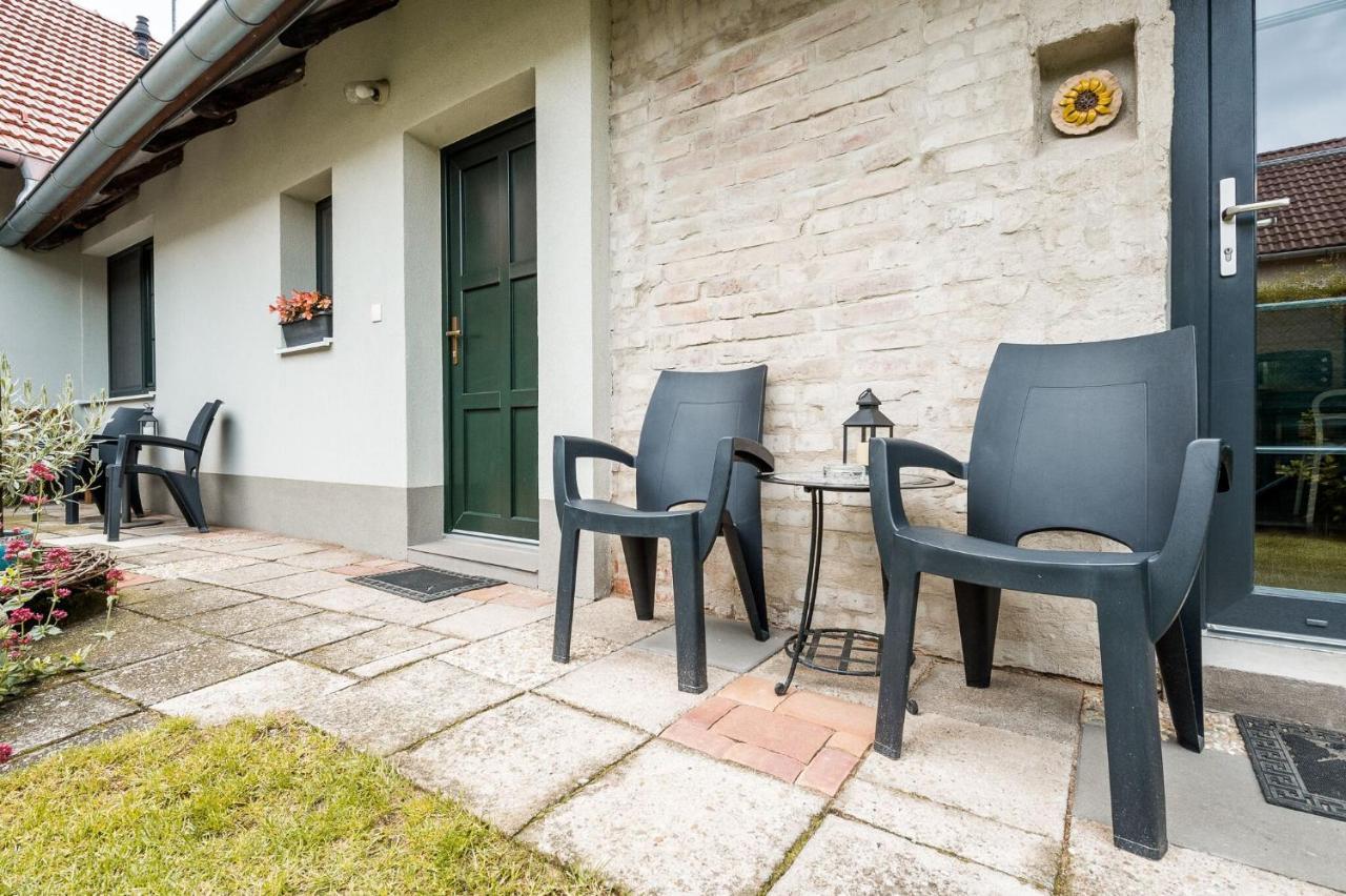 Apartman Ve Dvore Ratiskovice 외부 사진