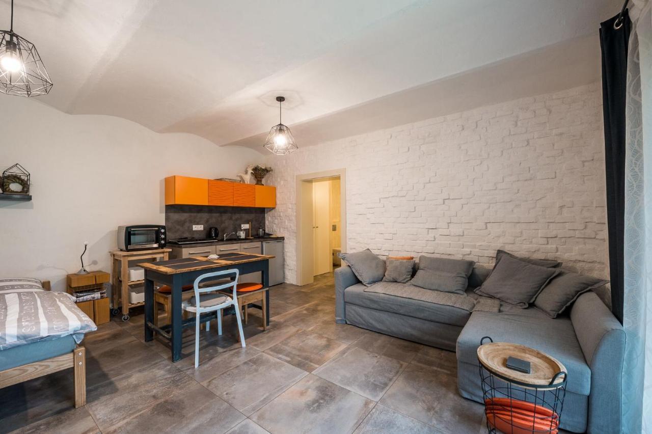 Apartman Ve Dvore Ratiskovice 외부 사진