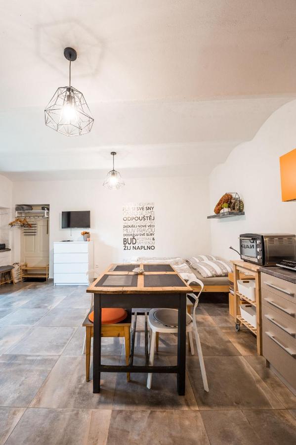 Apartman Ve Dvore Ratiskovice 외부 사진